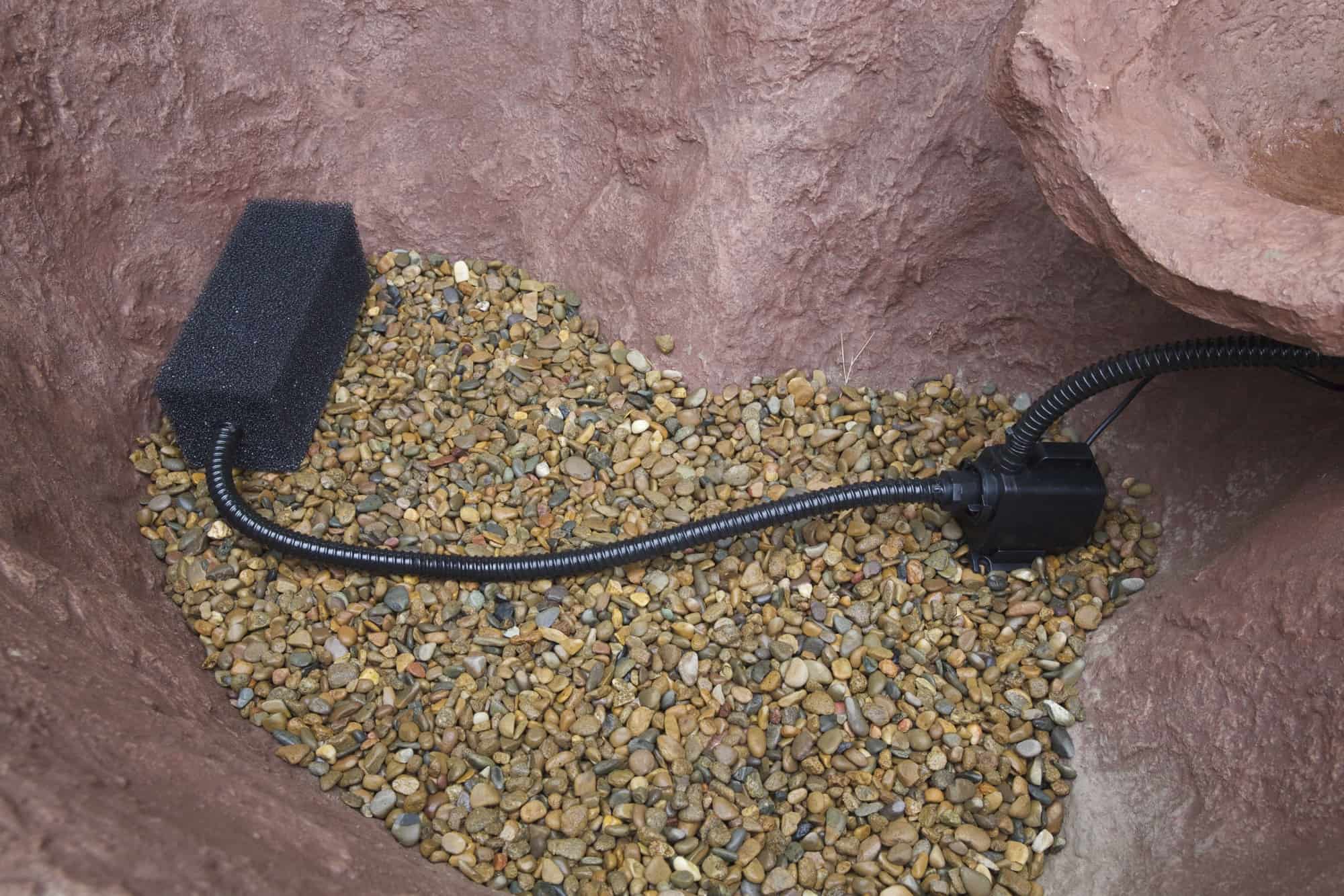 AQUAPRO Rock Look Pond Installation - Set up pump